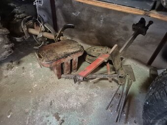 Malo traktor Terra - 5