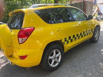 Toyota Rav4, 2,2 D 4x4 - najeto pouze 112 000 Km - DPH - 5