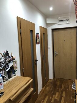 Na predaj štýlový 3-izbový tehlový byt s balkónom a garážou - 5