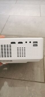 LED Projektor Bomaker C9 - 5