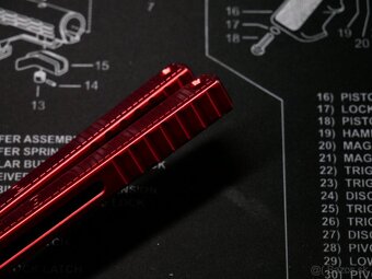 kvalitný tréningový nôž motýlik Balisong Armed Shark Kraken - 5