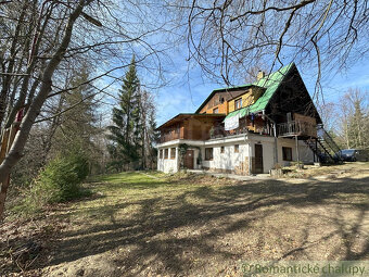 Exkluzívne: Veľká chata na peknom mieste Kokava-Línia. - 5