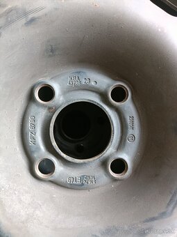 Predám letné pneu 175/65 R14 - 5