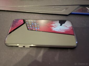 iPhone XR - 5