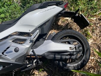Honda Forza 750 - buraná - 5