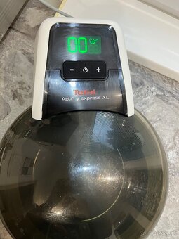 Tefal Actifry Express XL AH950030 teplovzdušná fritéza - 5