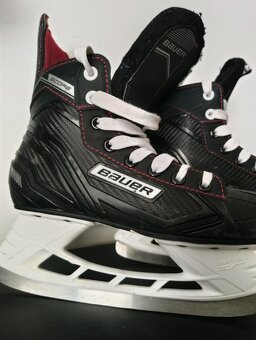 Hokejové korčule bauer vapor veľkosť 36 - 5