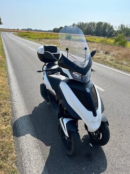 Piaggio MP3 300 - 5