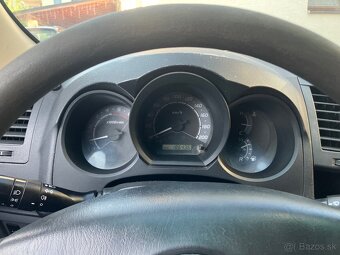 Toyota hilux 2,5 - 5