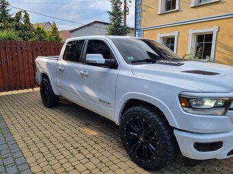 Ram 1500 Laramie 2020 5.7 Hemi 4x4 - 5