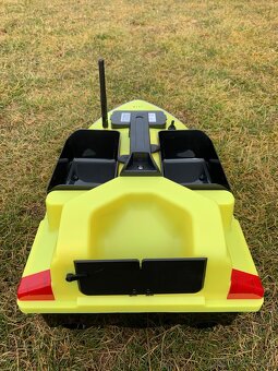 FLYTEC V020 zavážacia loďka s GPS - 5