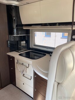 Concorde Charisma 900L - 5