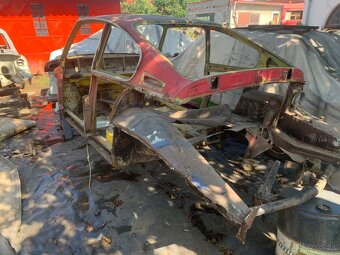 Predám 3x Škoda 110R – prihlásiteľné, započatá renovácia - 5