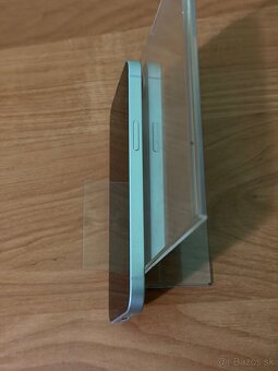 Dobrý deň Ponúkam na predaj iPhone 16E 128GB White - 5