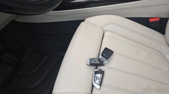 BMW x5 4.0dA r. 2017 TOP stav - 5
