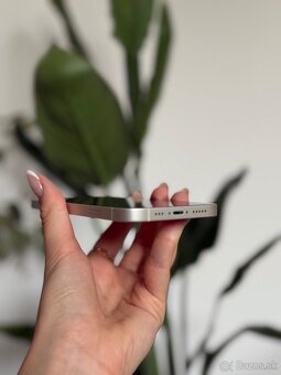 iPhone 13 128 GB hviezdne biely - 5