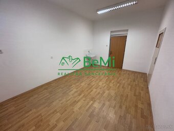 NA PRENÁJOM – kancelárske priestory od 18 do 37 m2, Nitra – - 5
