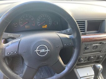 Opel Vectra 2.2 - 5