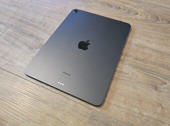 Apple iPad Air 5 64gb s procesorom M1 - 5