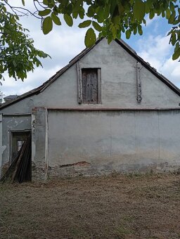 Predám vidiecky domček v pôvodnom stave - 5