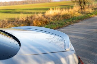 Toyota corolla 1.8 hybrid GR - 5