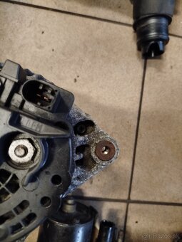 vstreky 03L130277 commonrail rampa 03L130089A - 5