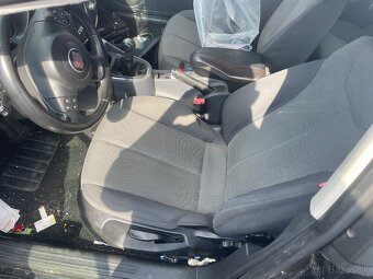 Rozpredám Seat Leon 1.9tdi 77kw - 5