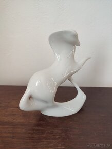 Royal dux koník Brusel porcelánová soška
- 5