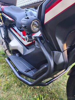 Honda x adv 750 - 5