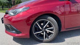 SÚRNE predám Toyota Auris TS 1,6 BA + LPG - 5