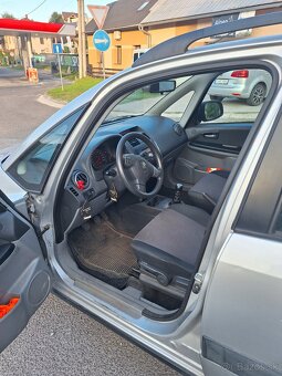 Suzuki SX4 1,9 DDiS 4WD - 5