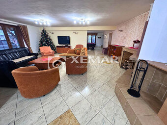 NA PREDAJ Exkluzívna veľká chata v Liptovských Revúcach - 5