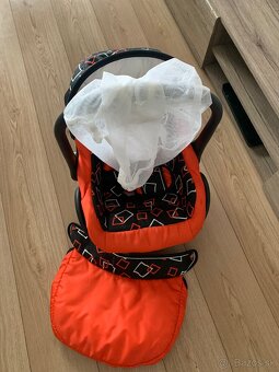 Vajíčko - autosedačka - 5