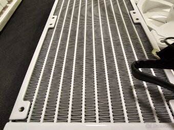 Corsair iCue H100i Elite Capellix 240mm - 5