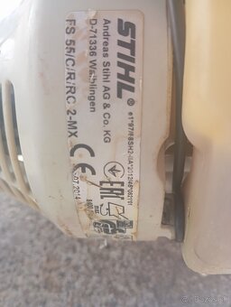 Krovinorez Stihl a Honda - 5