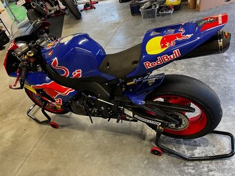 Honda CBR 1000RR okruhovka - 5