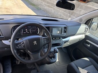Peugot Traveller VIP - 5