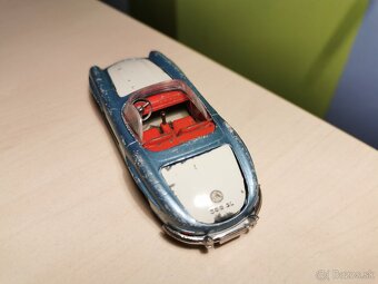 Tekno Mercedes 300 - 5