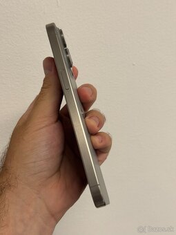 Apple iPhone 15 Pro Max 256GB - 5