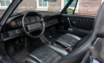 Porsche 911 Carrera 2 Cabriolet (typ 964), rok výroby 1990 - 5