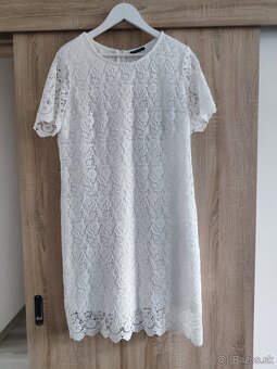 bledoružové šaty, čierne šaty, biele šaty, biela košeľa - 5