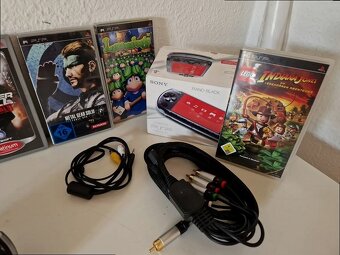 PlayStation Portable 3004 s príslušenstvom - 5