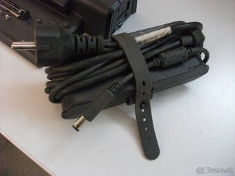 Predám novú dokovaciu stanicu DELL s adaptérom. - 5