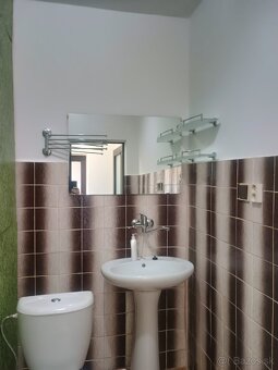 Prenájom 1. bytu na Sídlisku III - 5