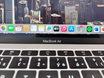MacBook Air 13 - 5