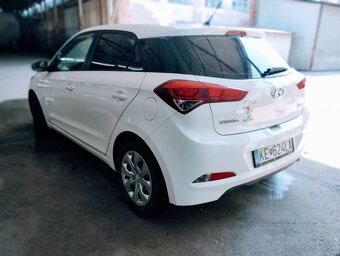 Predám Hyundai i20 - 5