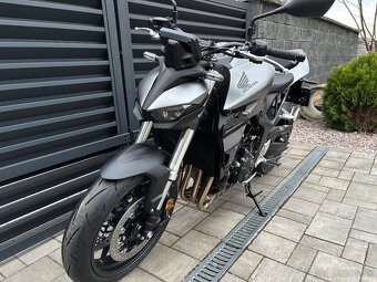 Honda cb1000 hornet - 5
