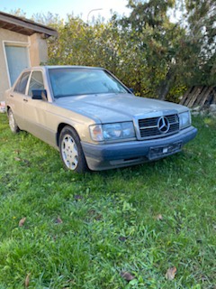 Mercedes w201 190E - 5