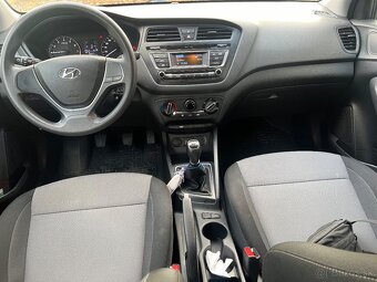 Hyundai i20 1.2 benzin // 1 majitel // 82 tis km // SR - 5