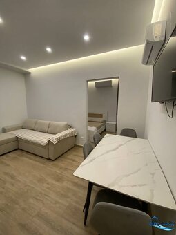 Sarandë - novozariadený apartmán s výhľadom na more - 5